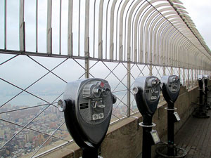 empire state building in new york